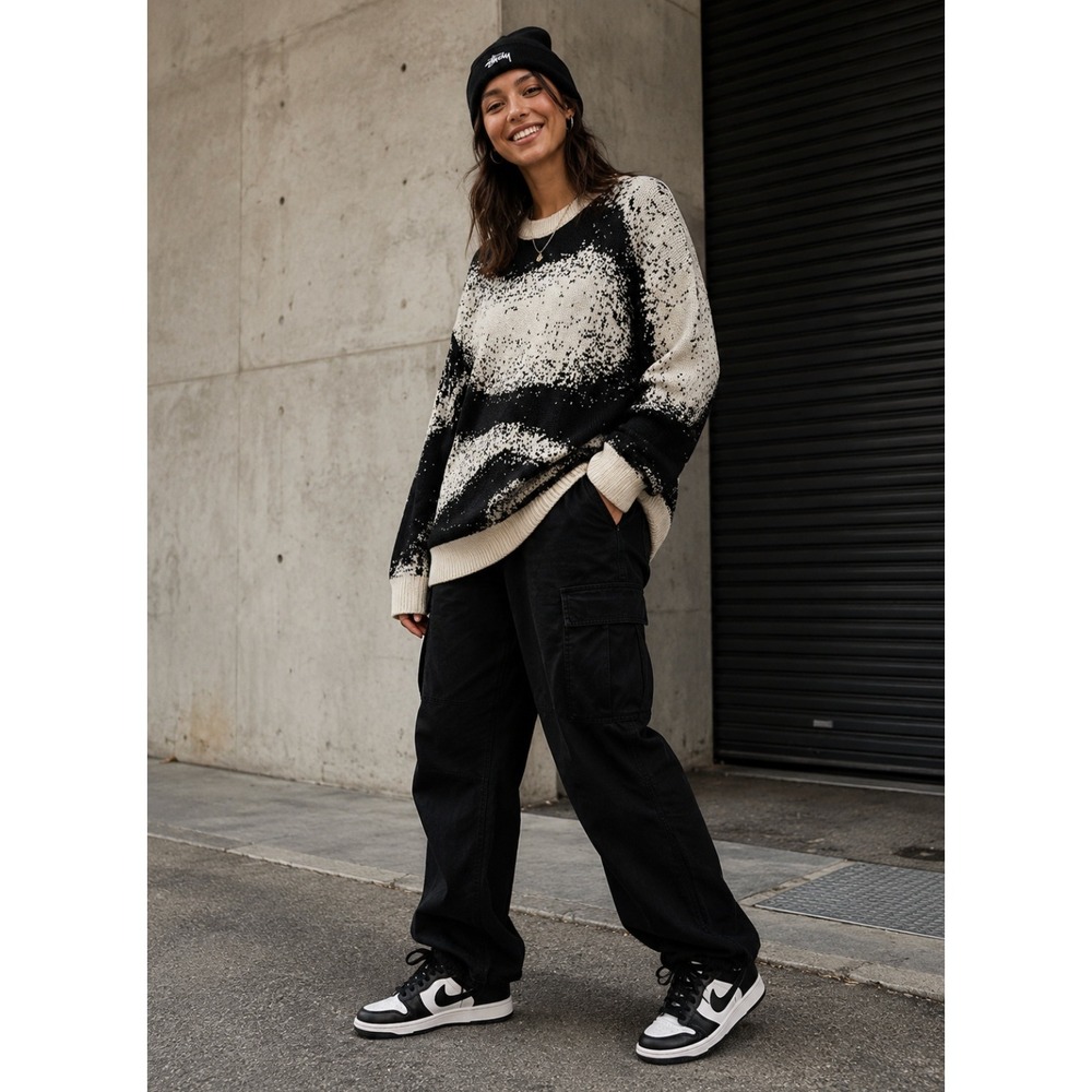 ZARA Pixelated Jacquard Sweater Crewneck Crew Pullover‎ Knit Black Street Medium